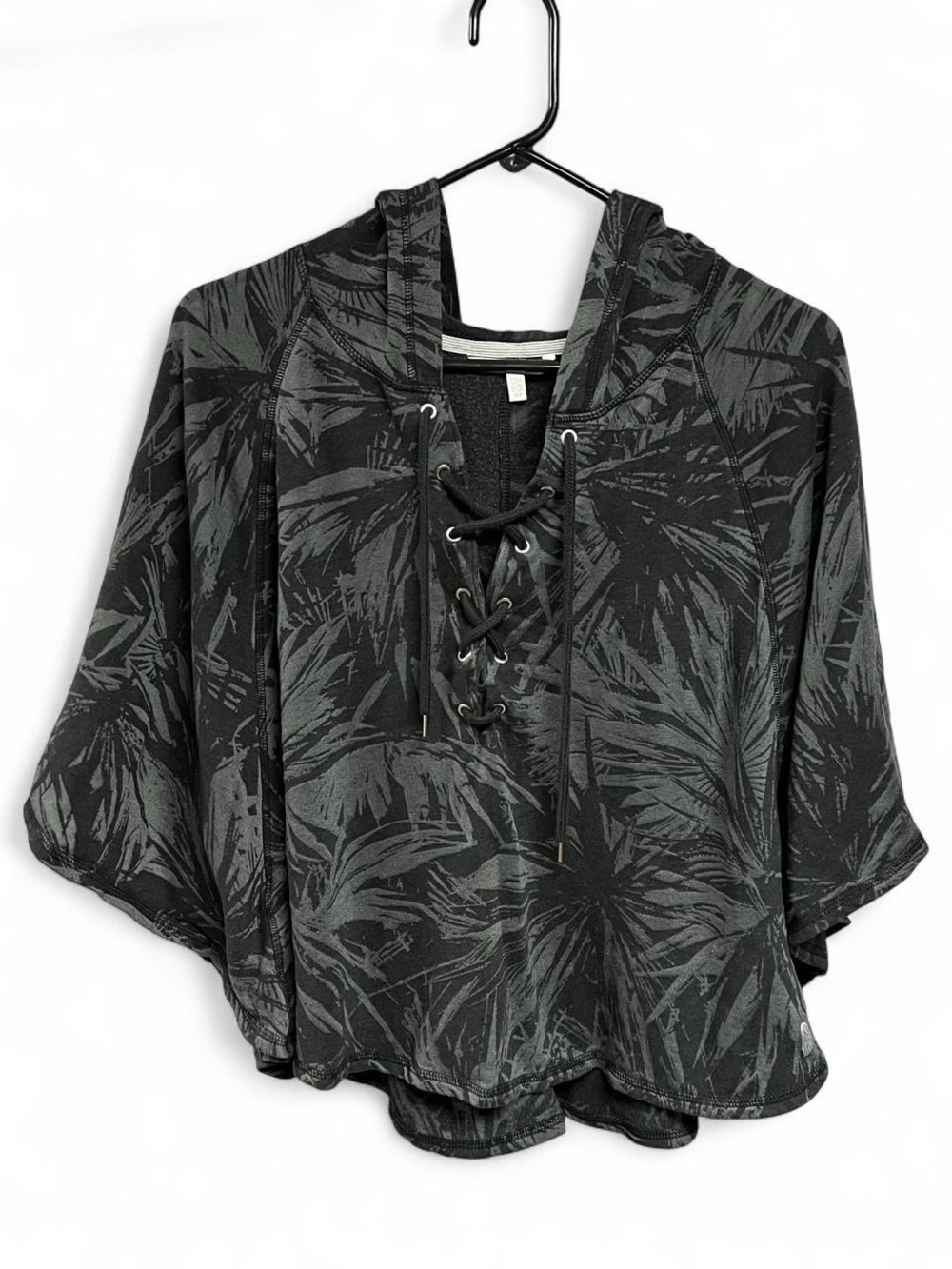 Victoria’s Secret Palm Print Hooded Poncho Size Small